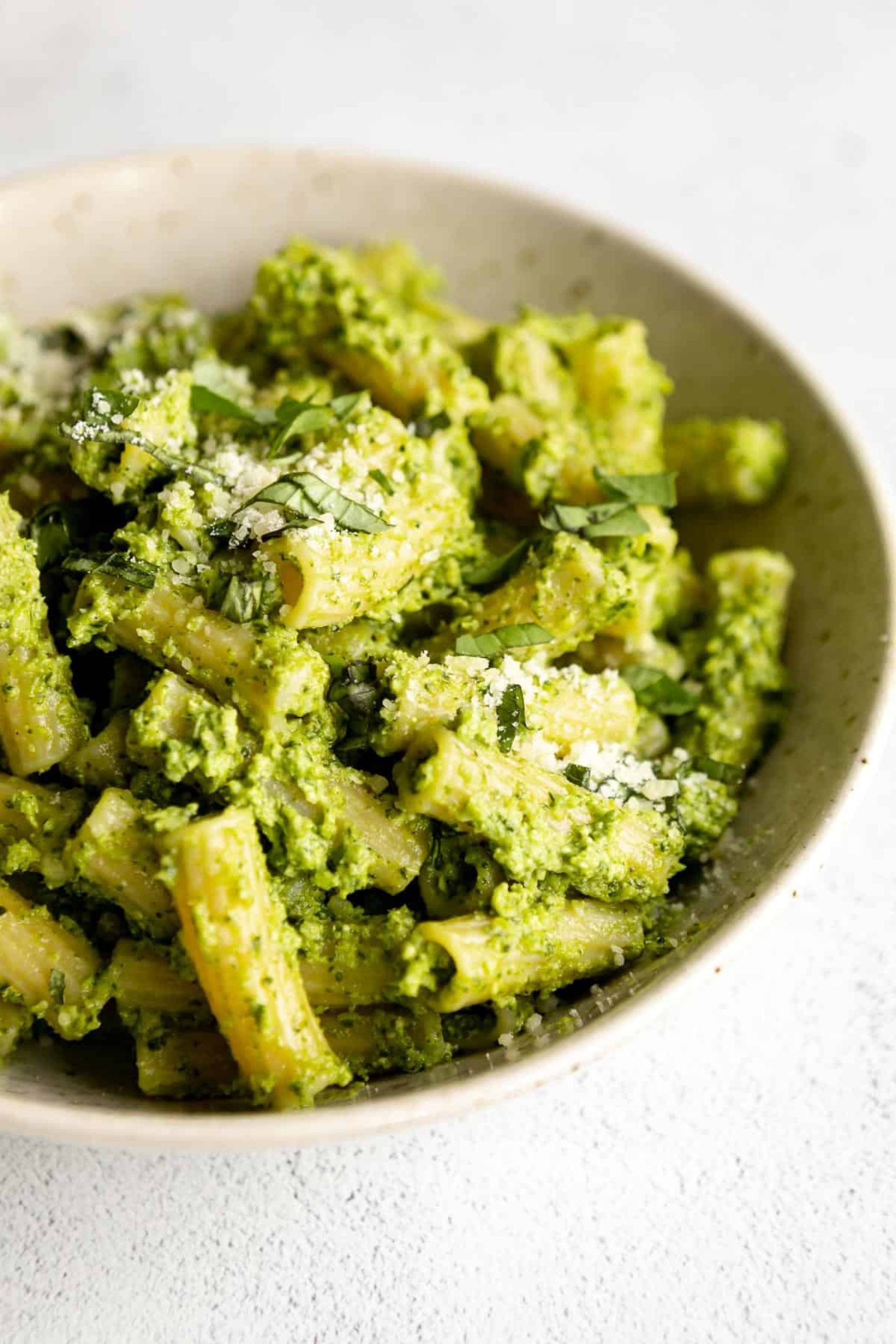 Chiseled Chicken Pesto (ATHLETE)