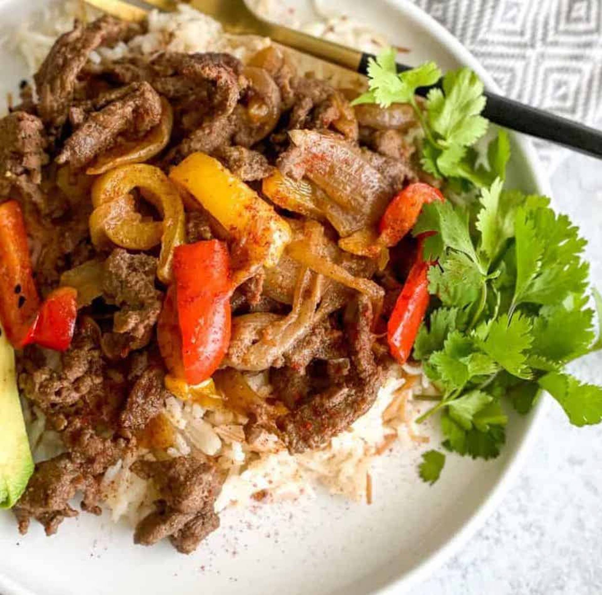 Keto Steak Fajita Bowl