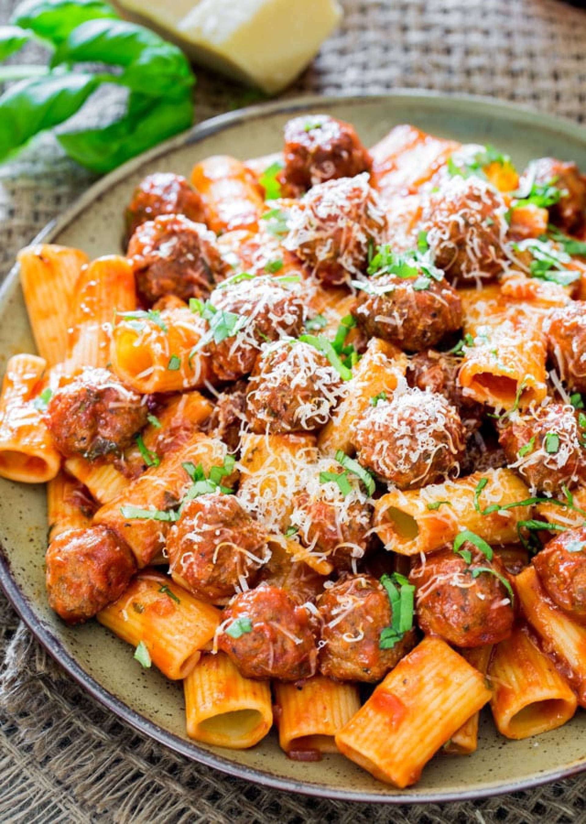 Rigatoni and Meatballs (PRO)