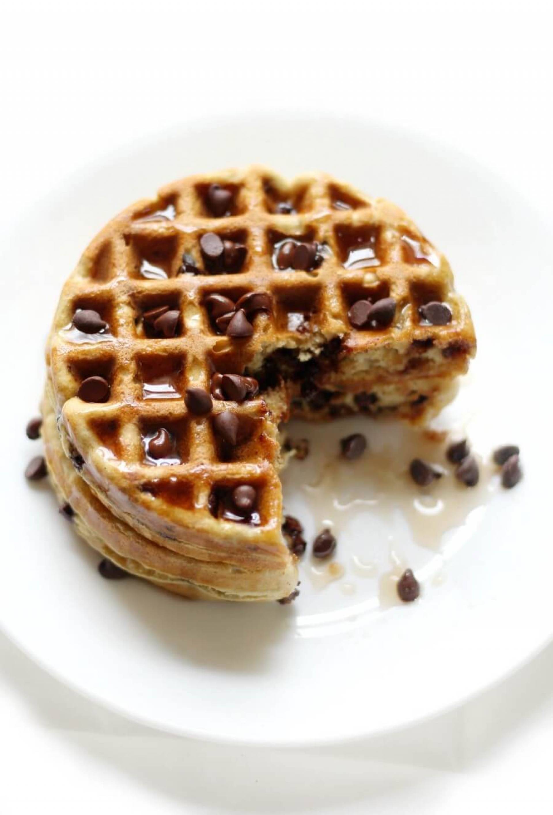 Chocolate Chip Protein Waffles with Sausage Patties (PRO)