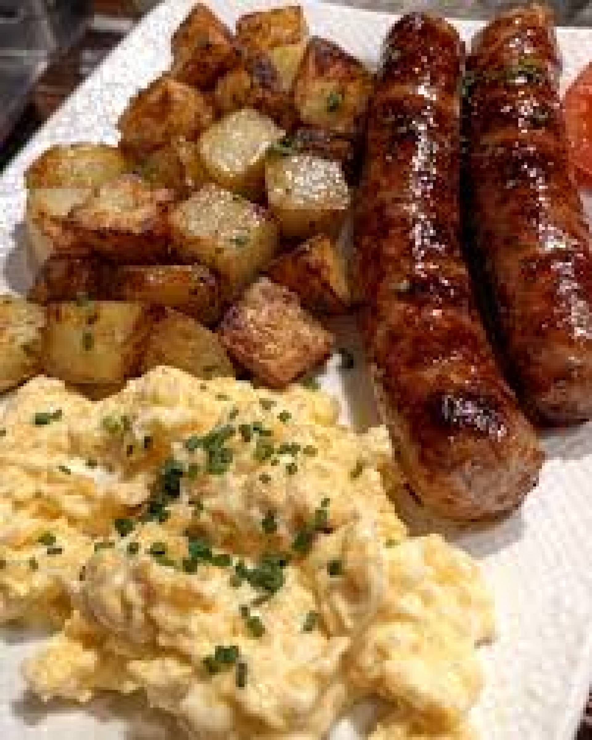 Cheesy Scrambled Eggs, Turkey Sausage, with Breakfast Potatoes (ATHLETE))
