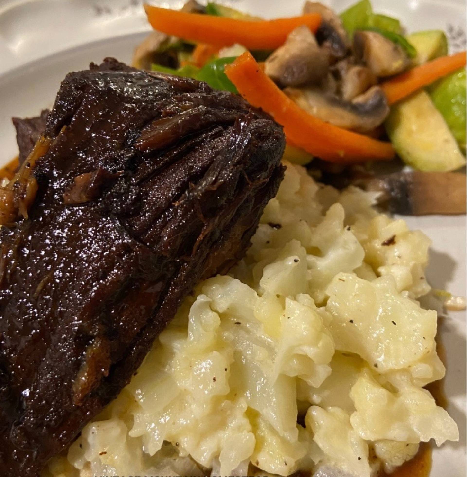 Keto Cider Pot Roast with Cauliflower and Green Beans (PRO)