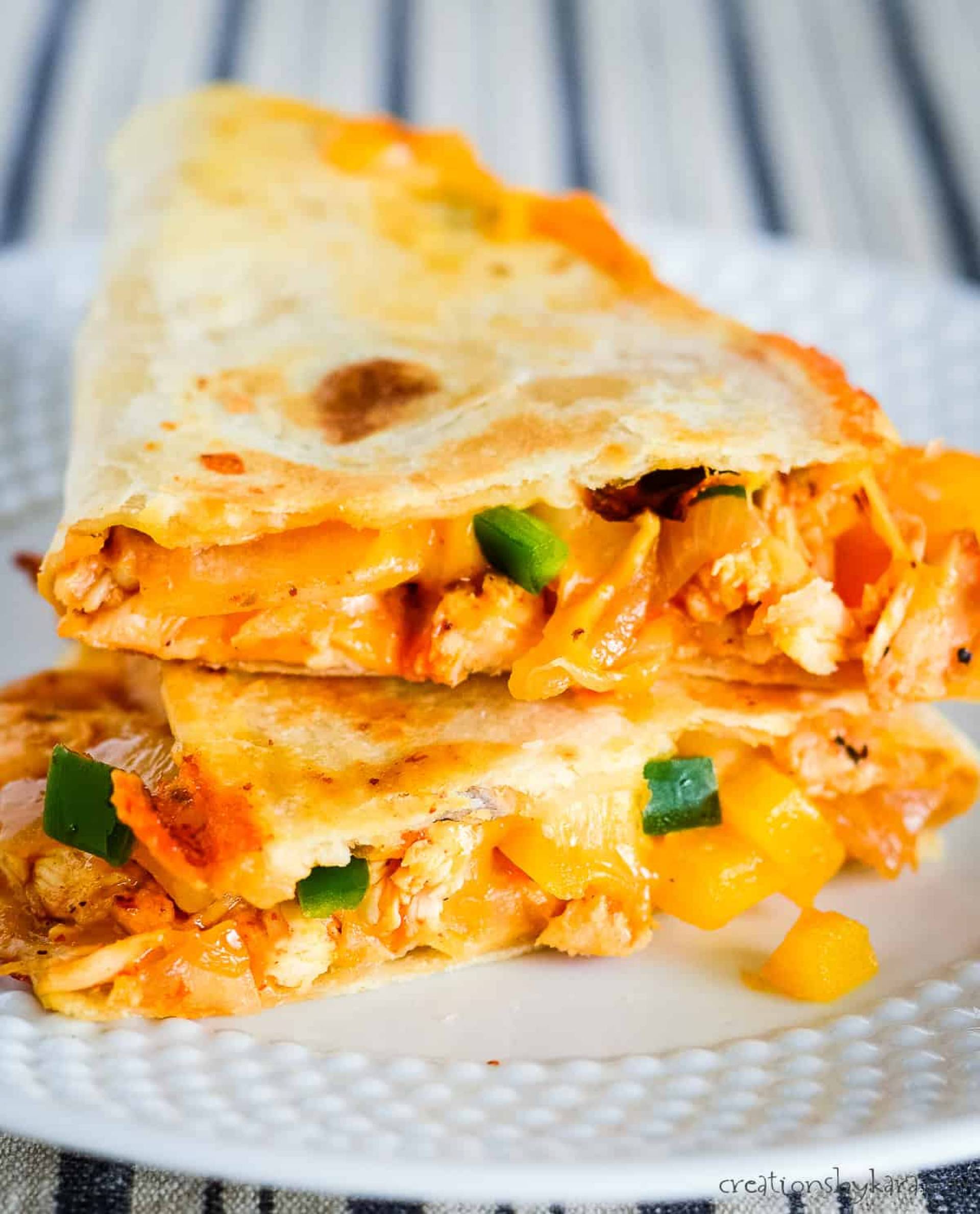 Keto Chicken Fajita Breakfast Quesadilla