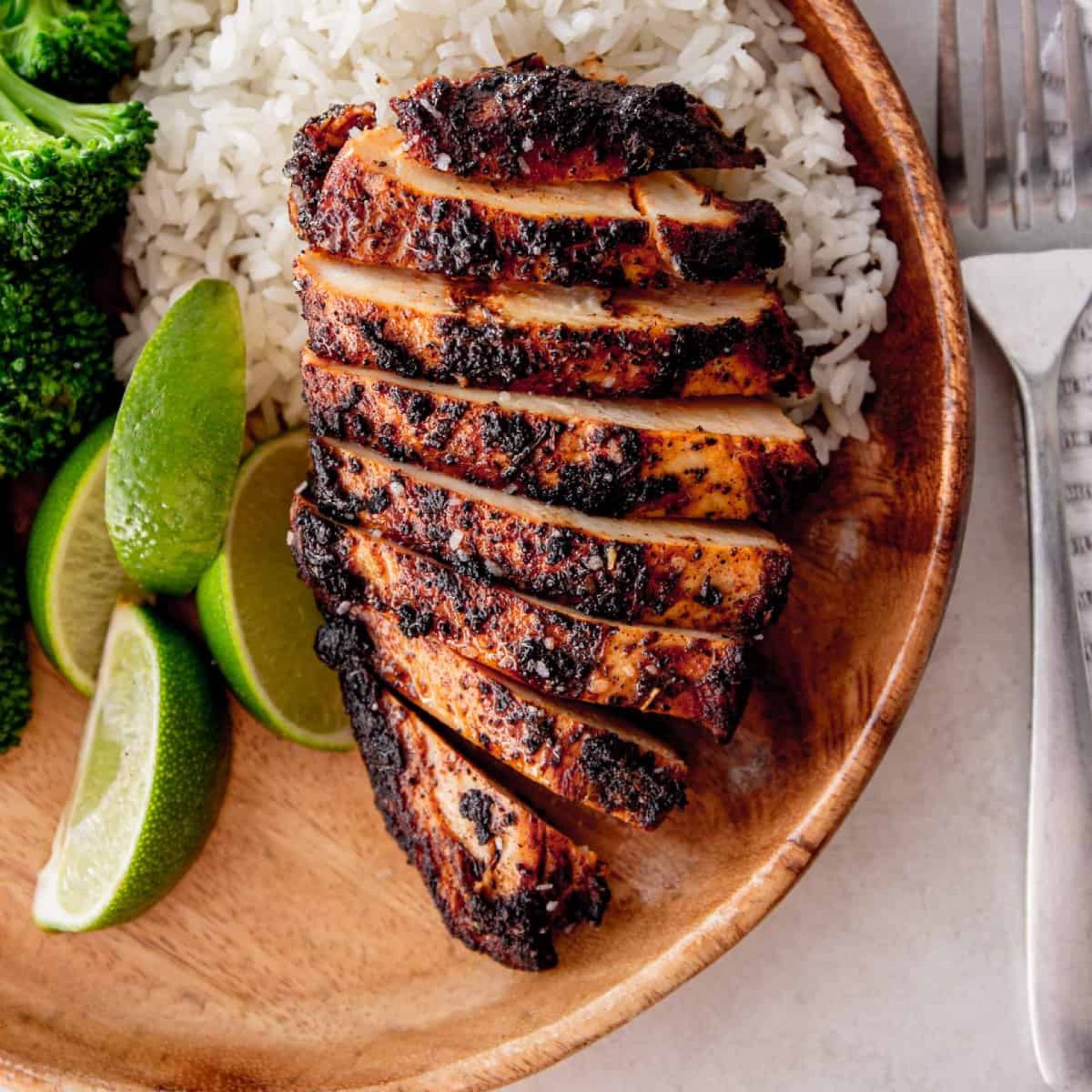 Blackened Chicken with Brown Rice and Broccoli (ATHLETE)